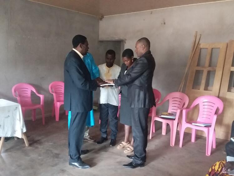 Dédicace du manuel de transition lefa
